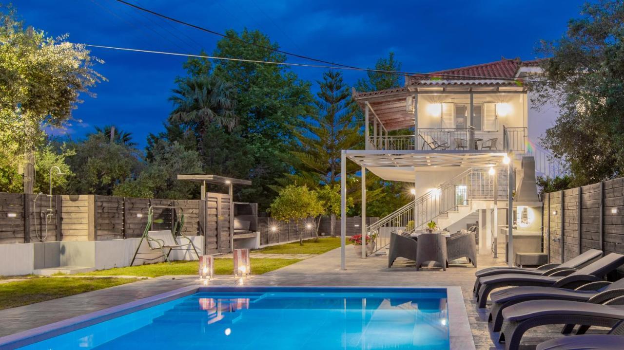 Ruvelis Villa Fiolitis Exterior photo